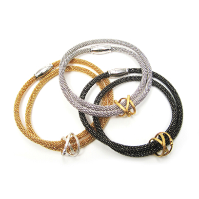 Double Wrap Bracelet

BRBD03MB-S-G 
BRBD03MB-G-S
BRBD03MB-G-OX
22K Gold Vermeil, Sterling, Ruthenium